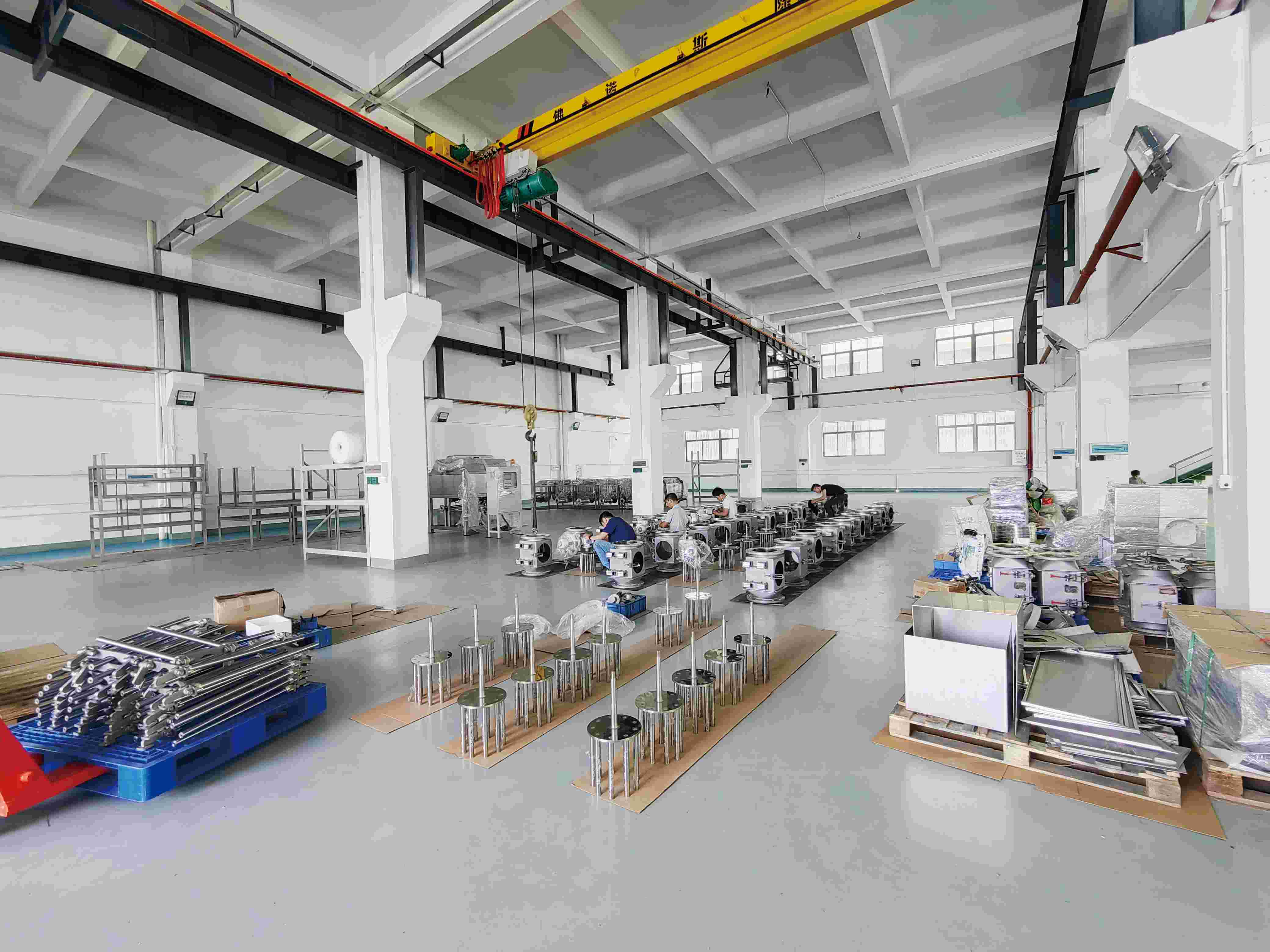 ကျောက်တုံးမဲ့သဲအတွက်မှန်ကန်သောသံ emover ကိုဘယ်လိုရွေးချယ်ရမလဲ။ ဒီနေရာမှာသင်သိထားရမည့်အရာအားလုံးပါ။