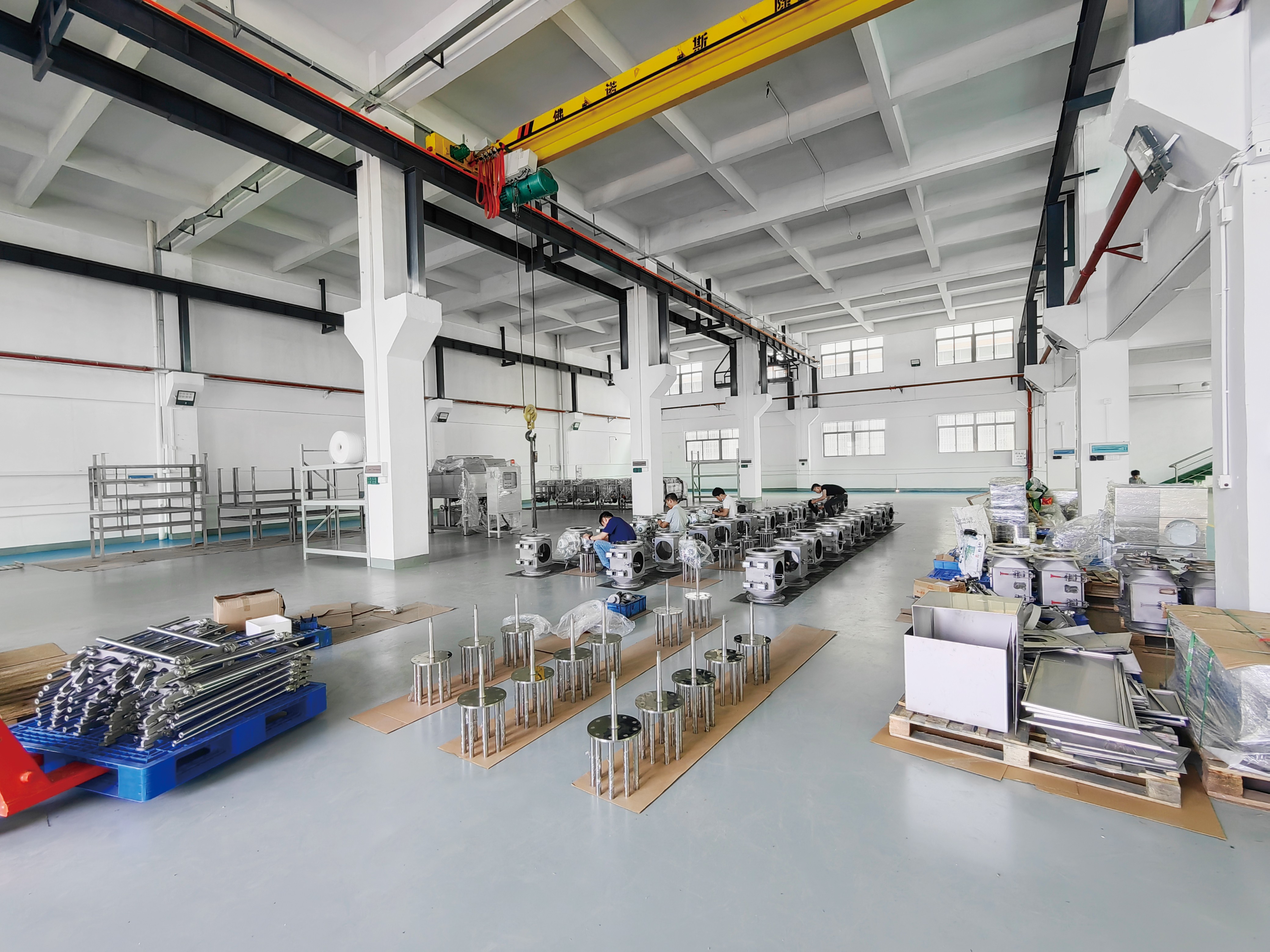 မင်းရဲ့သံလိုက်ခွဲထွက်သူရဲ့သံဖယ်ရှားရေးဟာဆင်းရဲနွမ်းပါးတဲ့အဘယ်ကြောင့်ဆင်းရဲသနည်း။